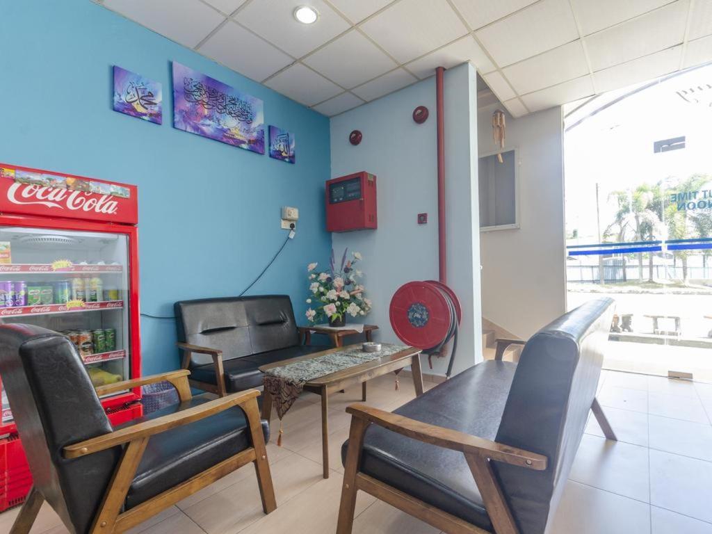 Hotel D View Мерсинг Экстерьер фото